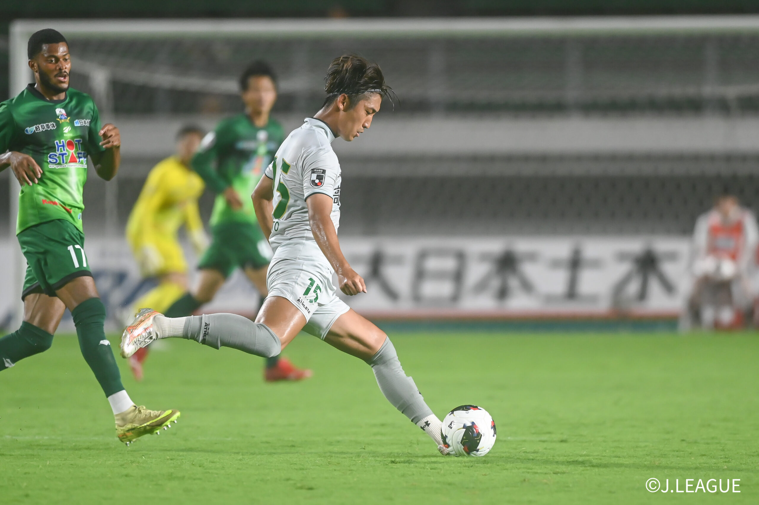 FC Gifu v Kochi United SC - J.LEAGUE MEIJI YASUDA J3