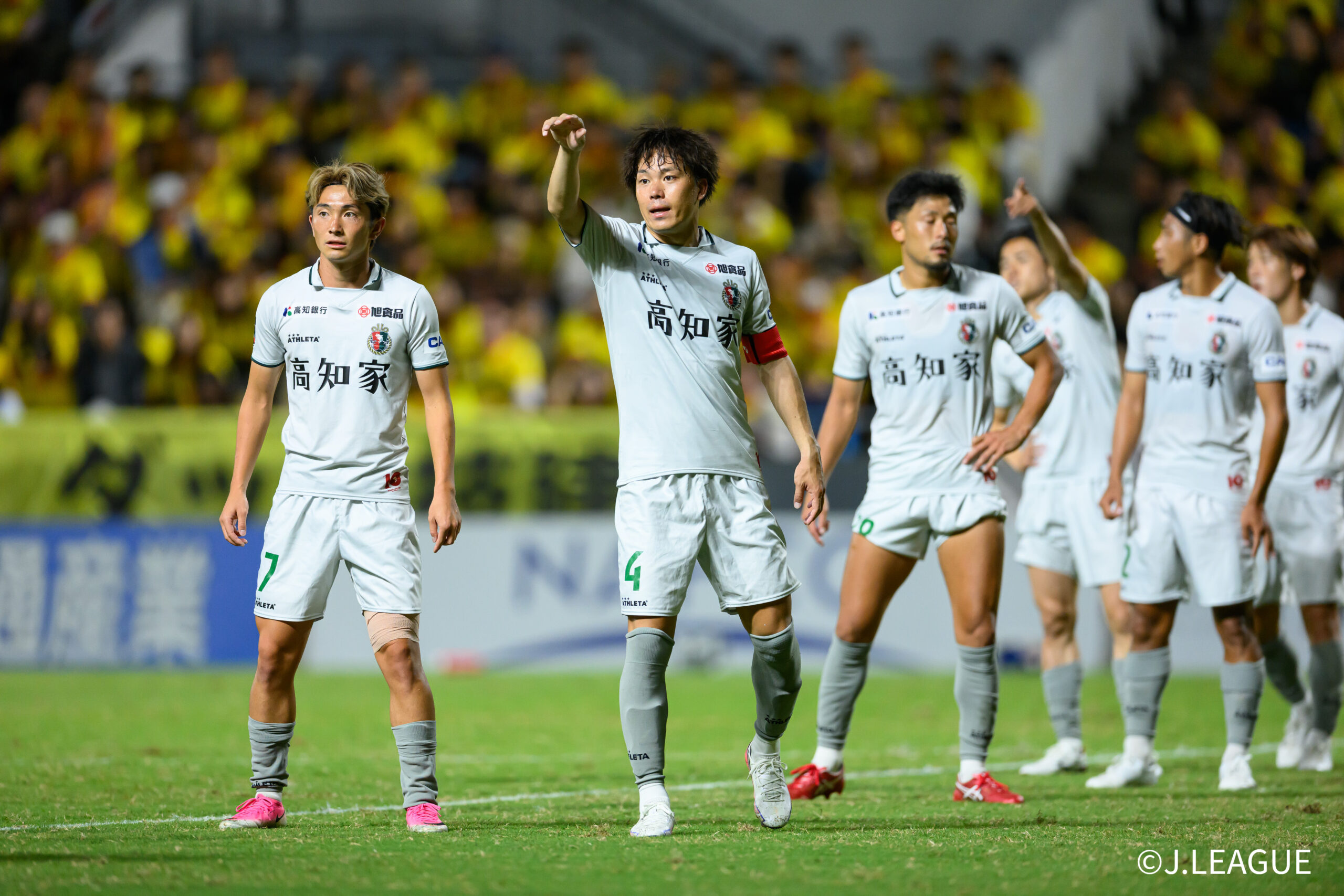 Giravanz Kitakyushu v Kochi United SC - J.LEAGUE MEIJI YASUDA J3